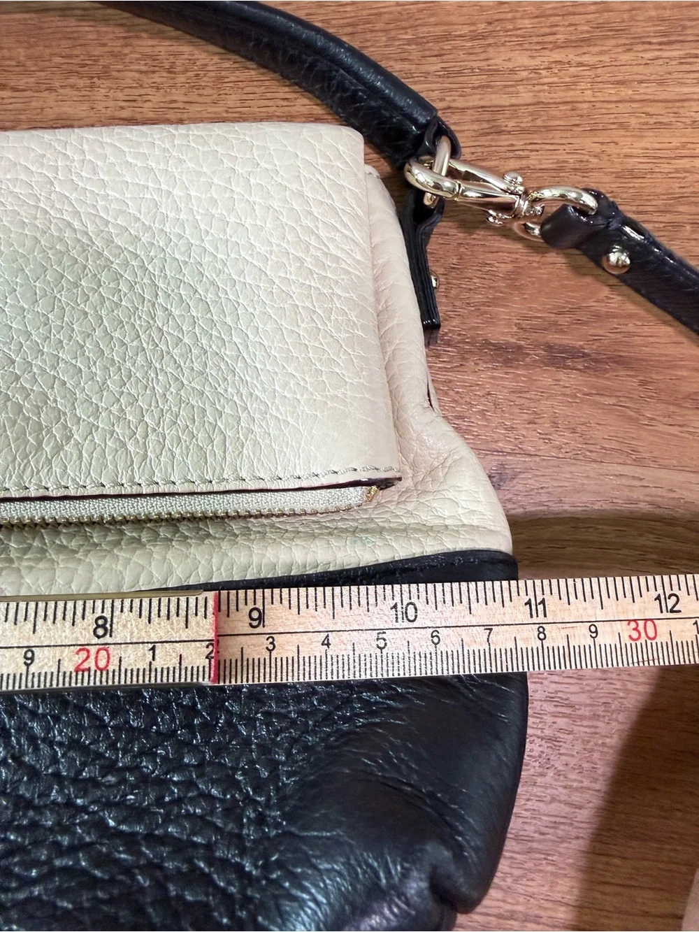 Kate Spade Two-Tone Black and Cream Leather Crossbody Bag